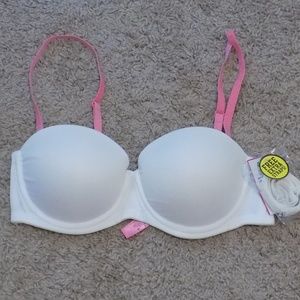 NWT Push Up Bra w/ Customizable Straps 36B